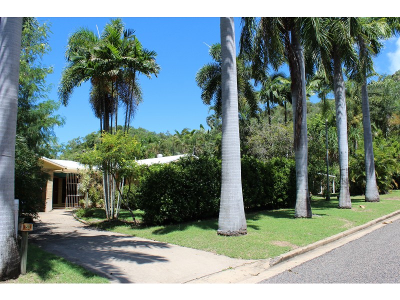 20 Nerita Cres, Nelly Bay QLD 4819
