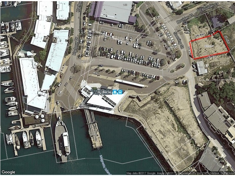 142 Sooning St, Nelly Bay QLD 4819