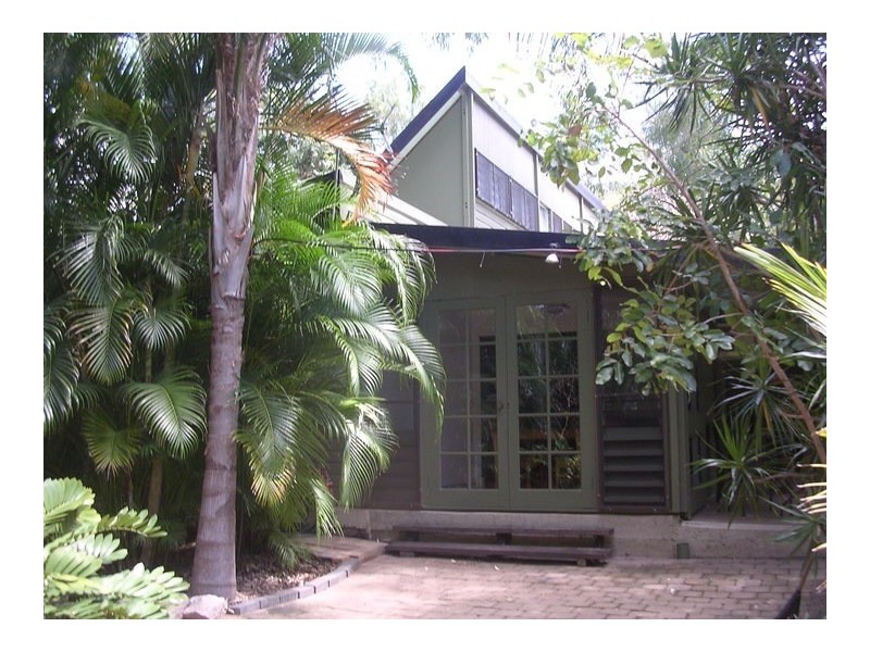 15 Winifred St, Nelly Bay QLD 4819