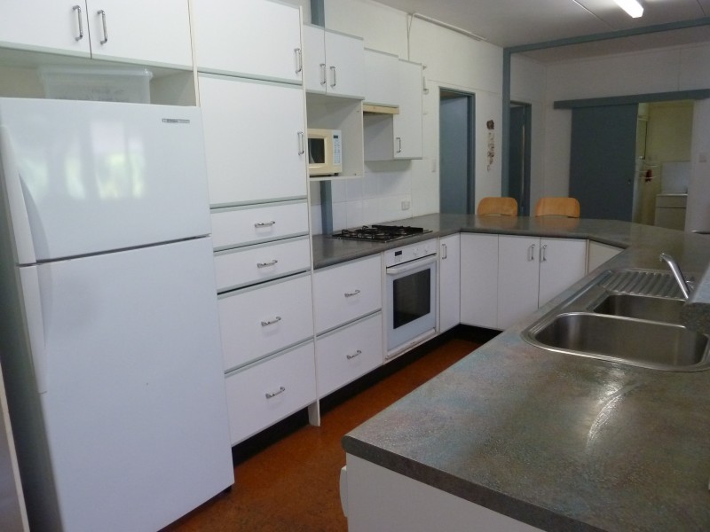 15 Winifred St, Nelly Bay QLD 4819