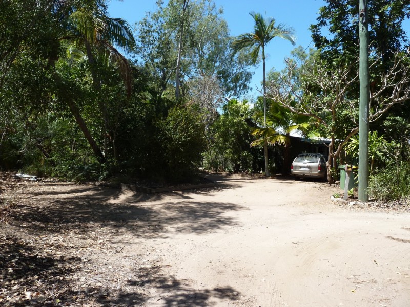 15 Winifred St, Nelly Bay QLD 4819