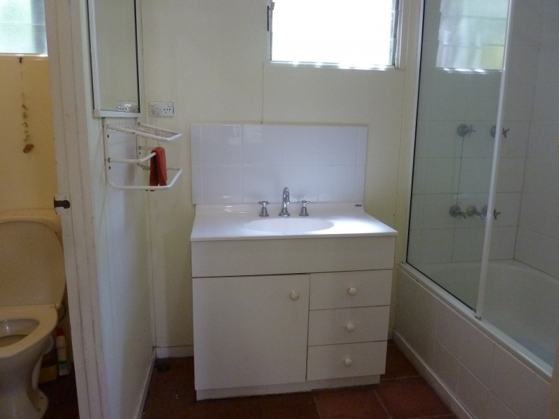 15 Winifred St, Nelly Bay QLD 4819