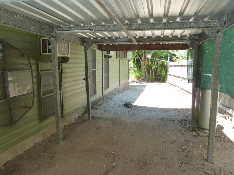 15 Winifred St, Nelly Bay QLD 4819