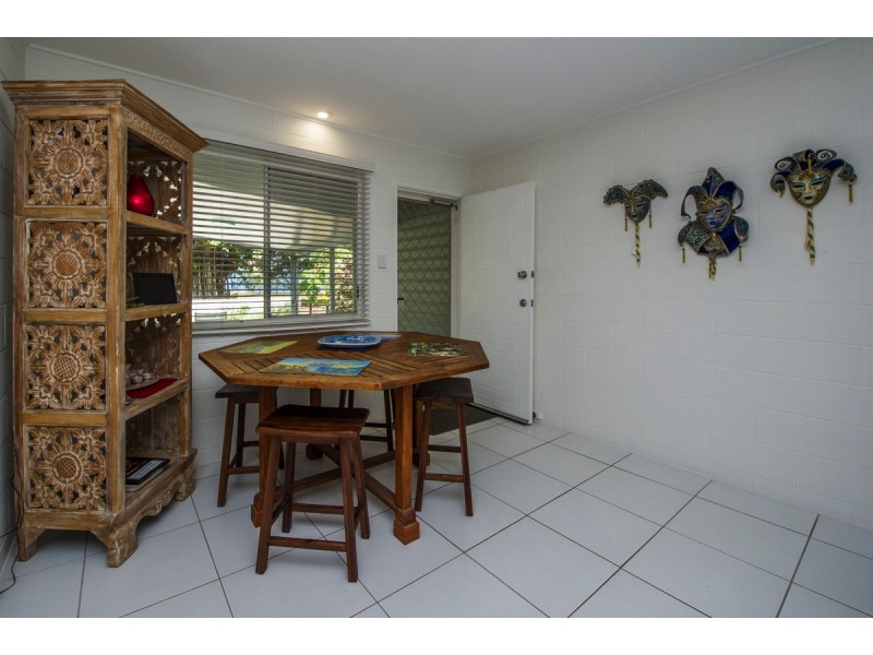 32 Marine Pde, Arcadia QLD 4819