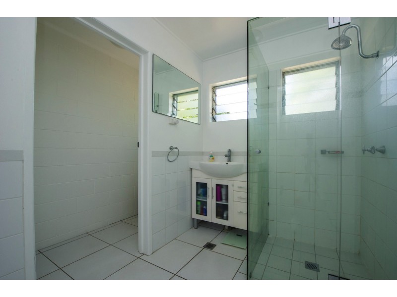 32 Marine Pde, Arcadia QLD 4819