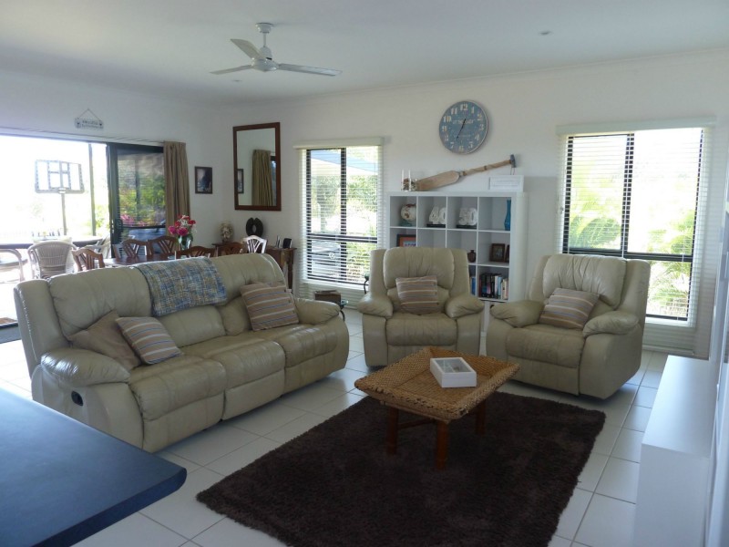 94 Gifford St, Horseshoe Bay QLD 4819