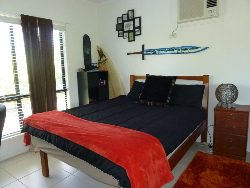 94 Gifford St, Horseshoe Bay QLD 4819