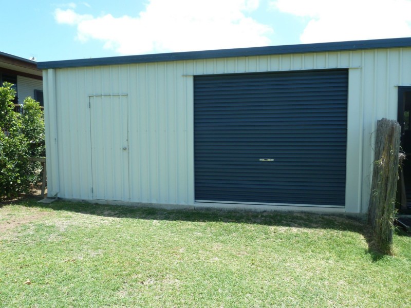 94 Gifford St, Horseshoe Bay QLD 4819