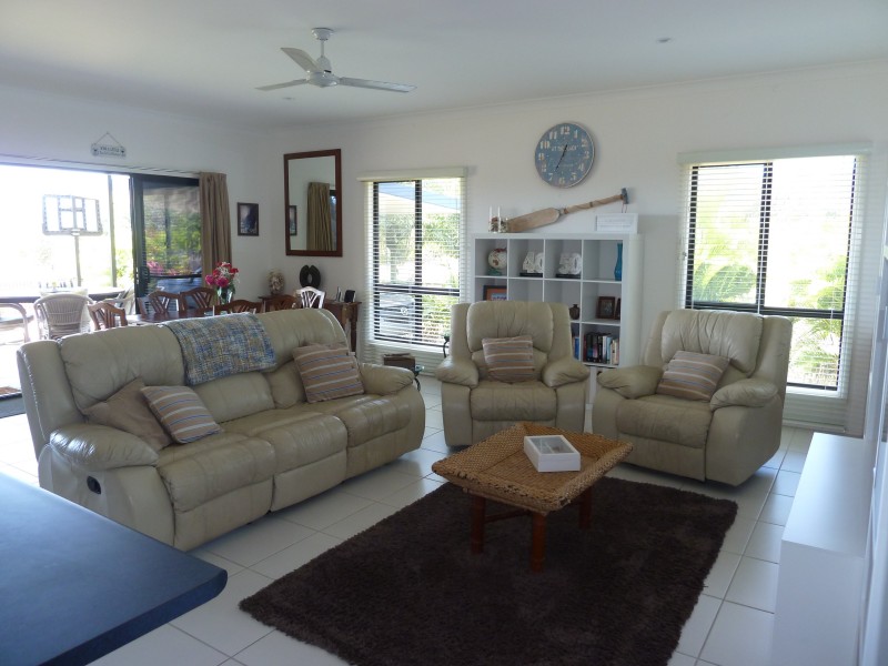 94 Gifford St, Horseshoe Bay QLD 4819