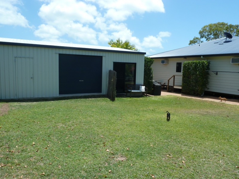 94 Gifford St, Horseshoe Bay QLD 4819