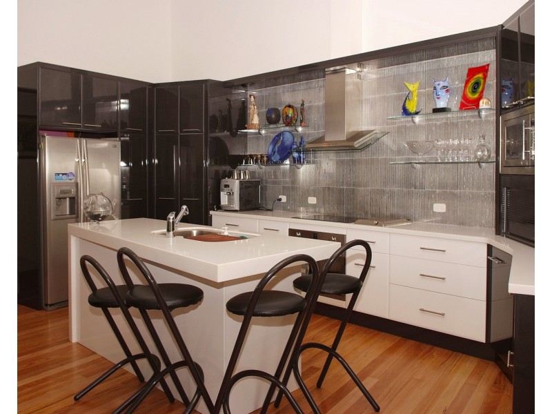 10 Bayside Ct, Horseshoe Bay QLD 4819