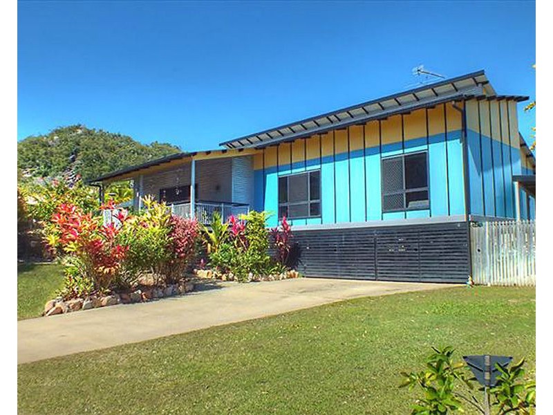 10 Bayside Ct, Horseshoe Bay QLD 4819