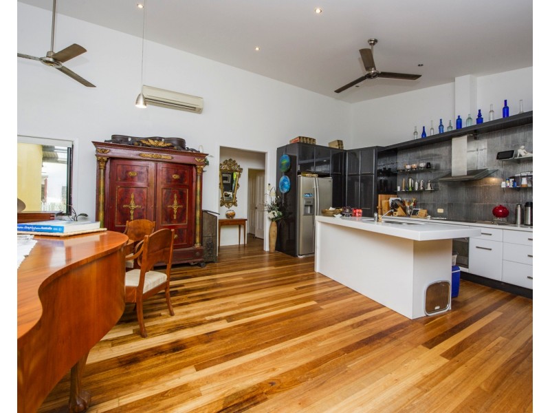 10 Bayside Ct, Horseshoe Bay QLD 4819