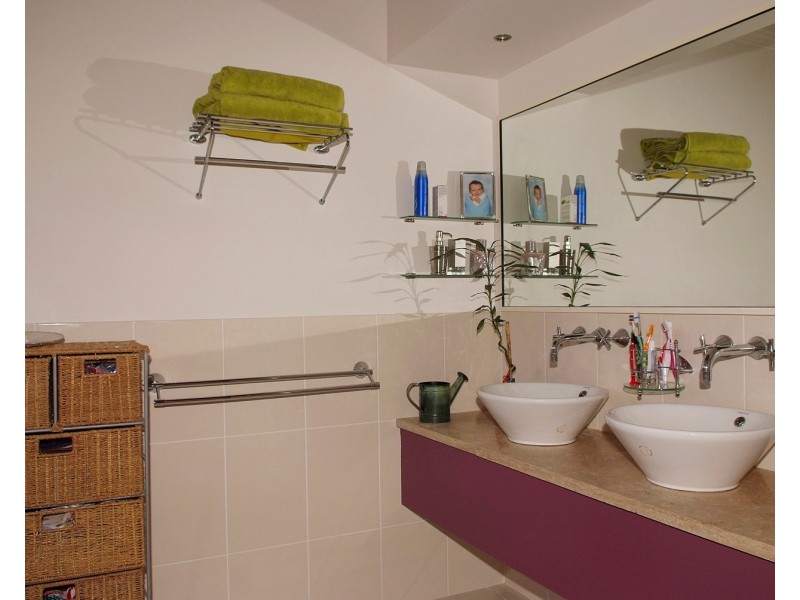 10 Bayside Ct, Horseshoe Bay QLD 4819