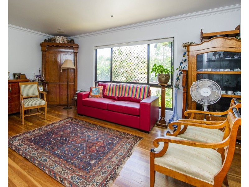 10 Bayside Ct, Horseshoe Bay QLD 4819