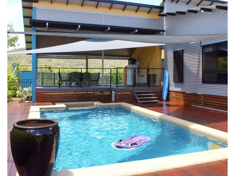 10 Bayside Ct, Horseshoe Bay QLD 4819