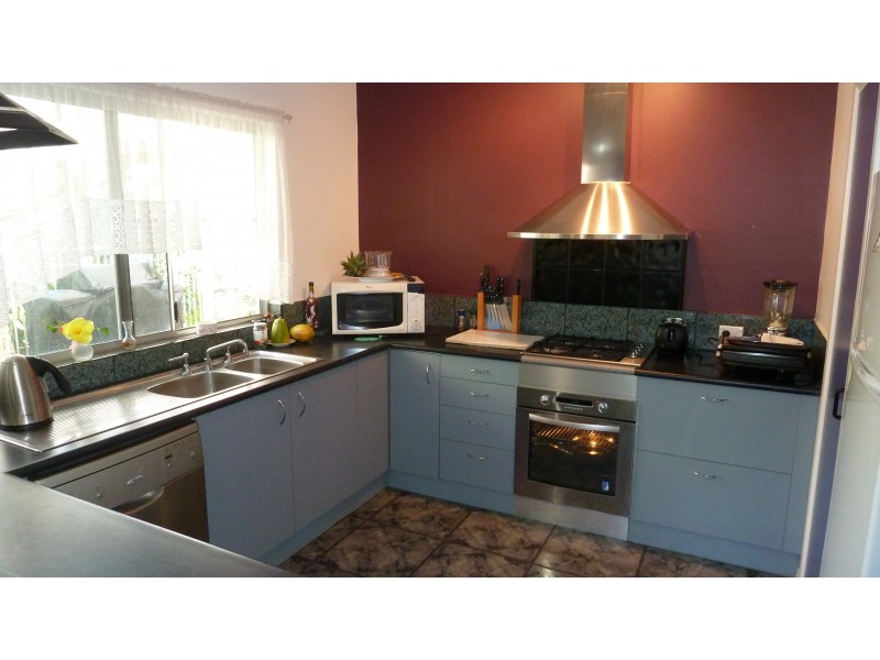 36 Elena St, Nelly Bay QLD 4819