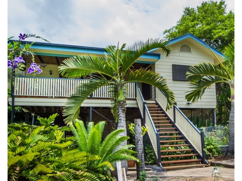 31 Nerita Cres, Nelly Bay QLD 4819
