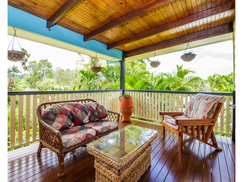 31 Nerita Cres, Nelly Bay QLD 4819
