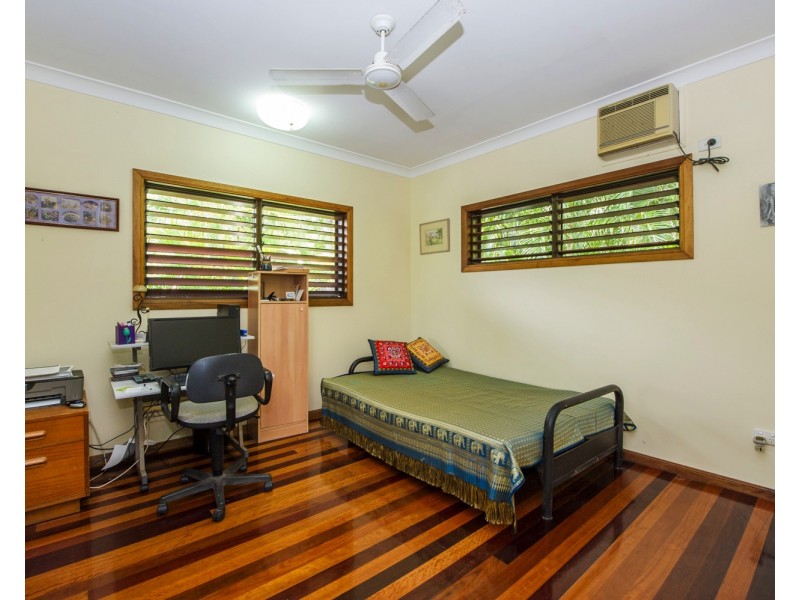 31 Nerita Cres, Nelly Bay QLD 4819