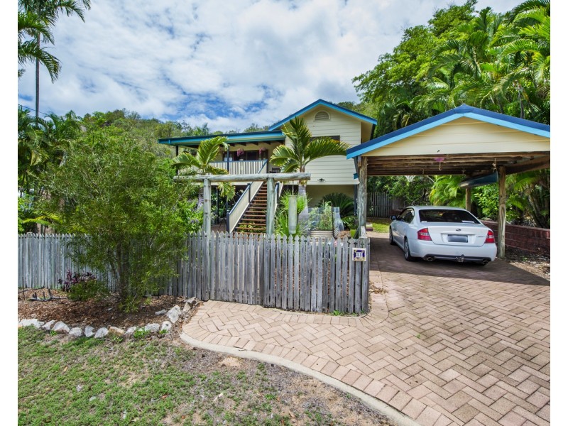 31 Nerita Cres, Nelly Bay QLD 4819