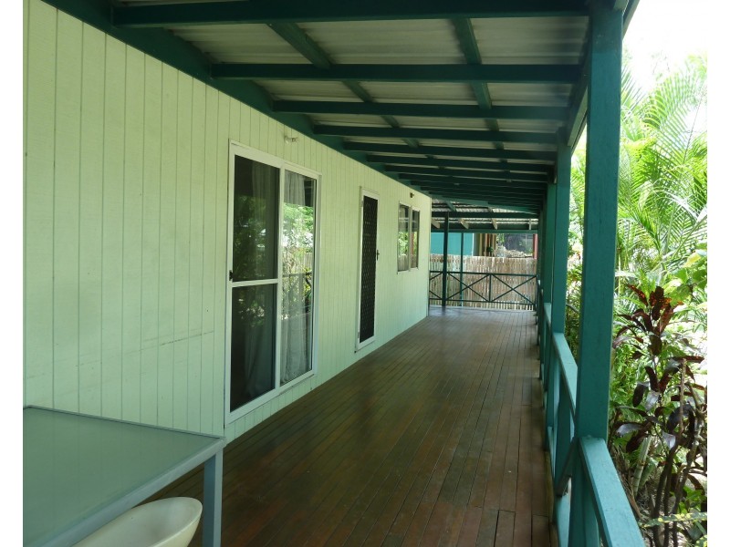 52 Sooning St, Nelly Bay QLD 4819