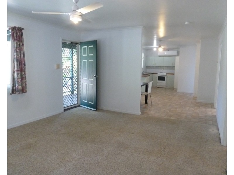 52 Sooning St, Nelly Bay QLD 4819