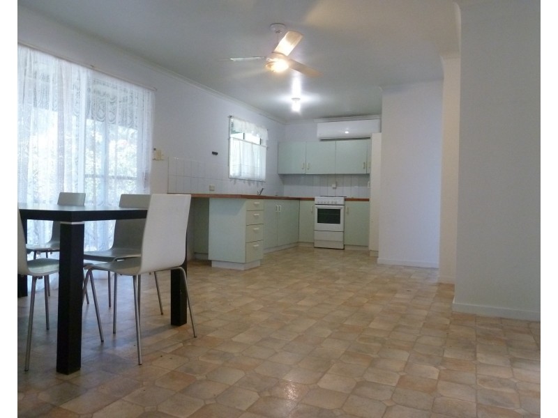 52 Sooning St, Nelly Bay QLD 4819