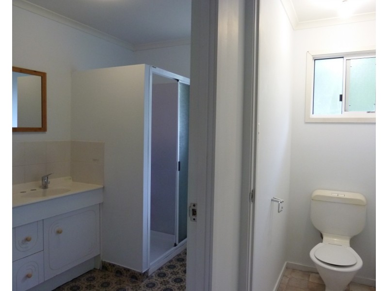 52 Sooning St, Nelly Bay QLD 4819