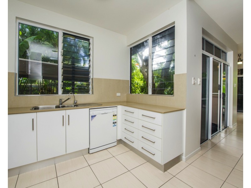 3/3 Boulder Court, Nelly Bay QLD 4819