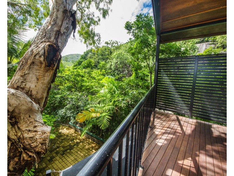 3/3 Boulder Court, Nelly Bay QLD 4819