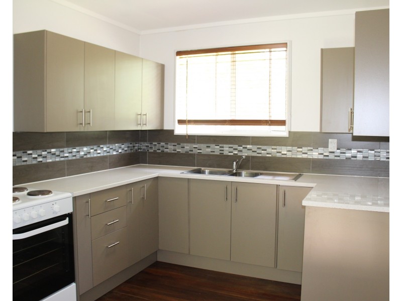 44 Barbarra St, Picnic Bay QLD 4819