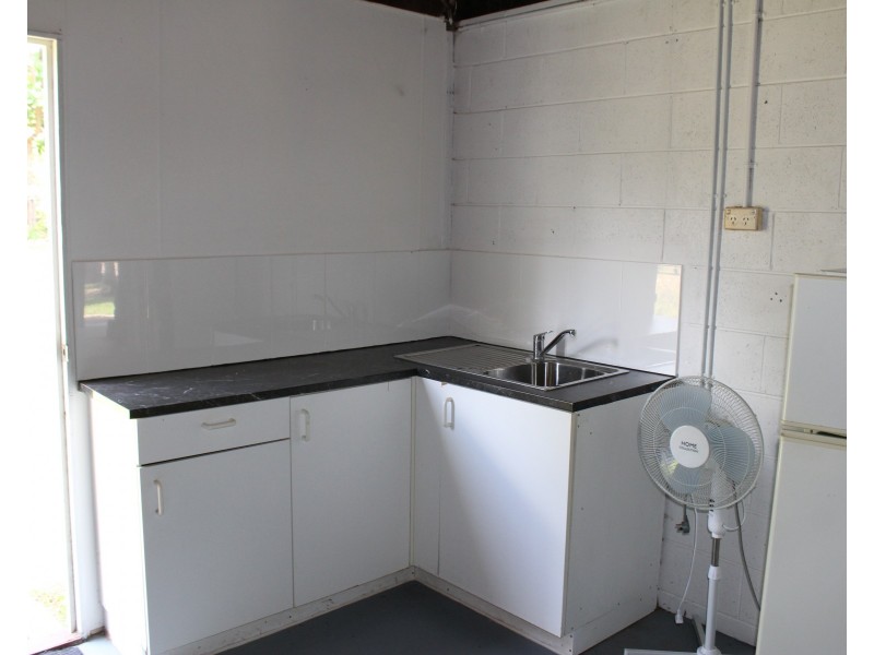 44 Barbarra St, Picnic Bay QLD 4819