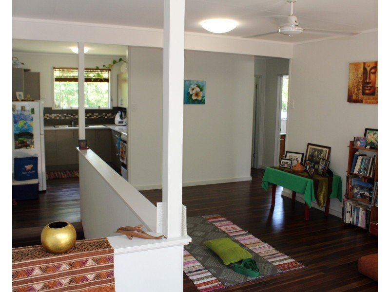 44 Barbarra St, Picnic Bay QLD 4819