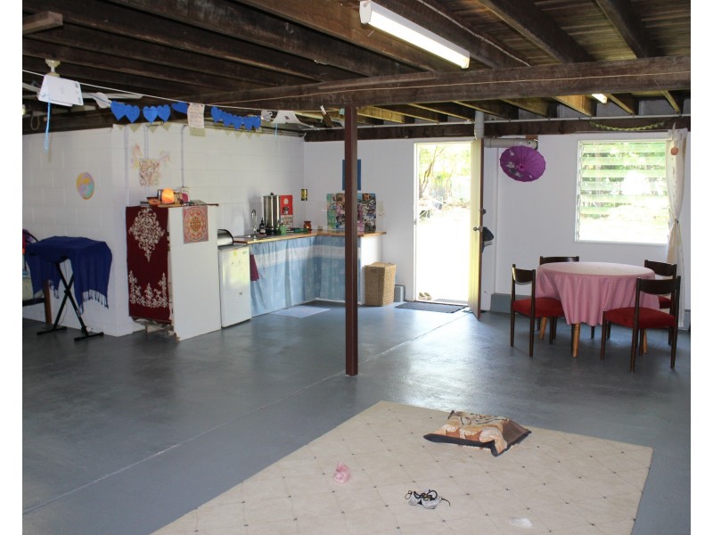 44 Barbarra St, Picnic Bay QLD 4819