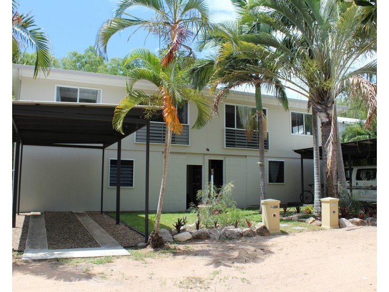 44 Barbarra St, Picnic Bay QLD 4819