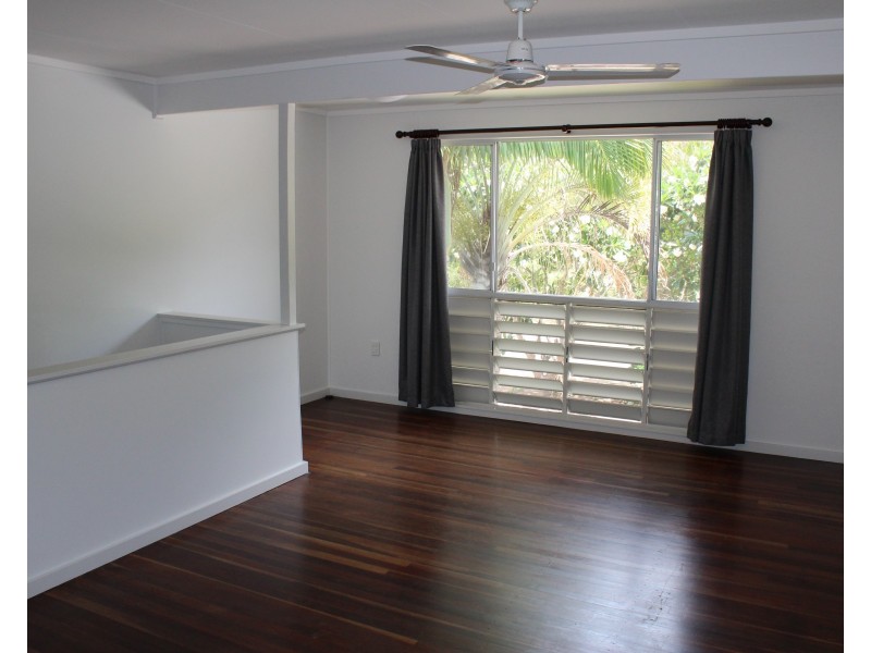 44 Barbarra St, Picnic Bay QLD 4819