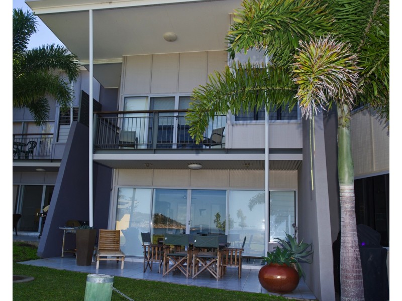 6/13-15 Terrace Pl, Nelly Bay QLD 4819