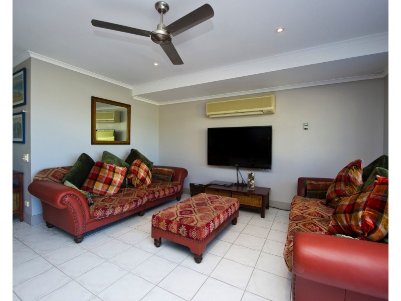 6/13-15 Terrace Pl, Nelly Bay QLD 4819