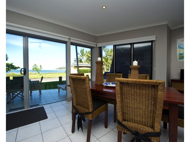 6/13-15 Terrace Pl, Nelly Bay QLD 4819