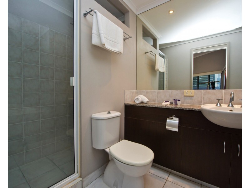 6/13-15 Terrace Pl, Nelly Bay QLD 4819