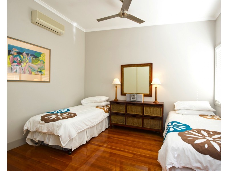 6/13-15 Terrace Pl, Nelly Bay QLD 4819