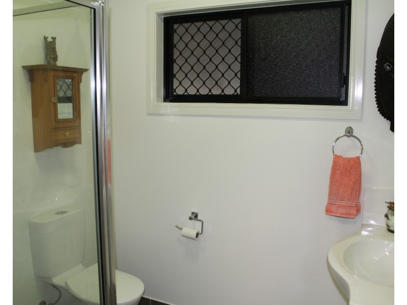 7 Serene Pl, Nelly Bay QLD 4819