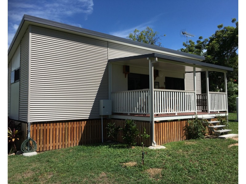 7 Serene Pl, Nelly Bay QLD 4819