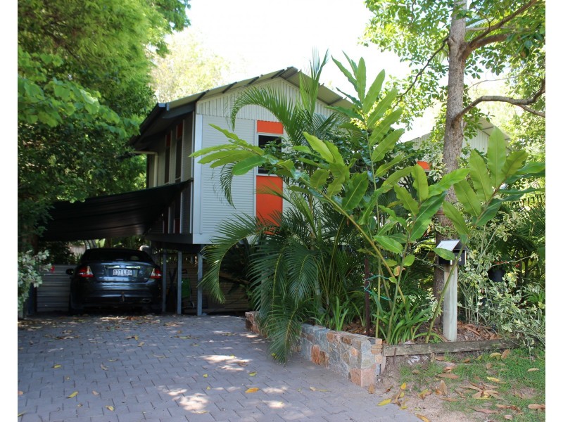 18 Yates St, Nelly Bay QLD 4819