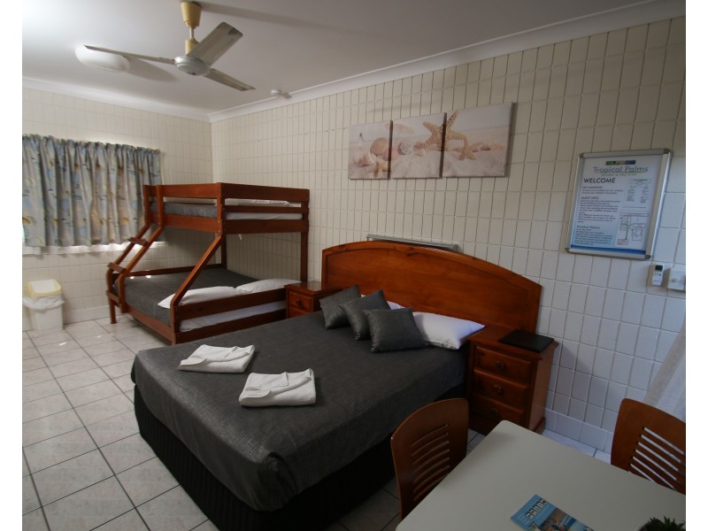 34 Picnic St, Picnic Bay QLD 4819