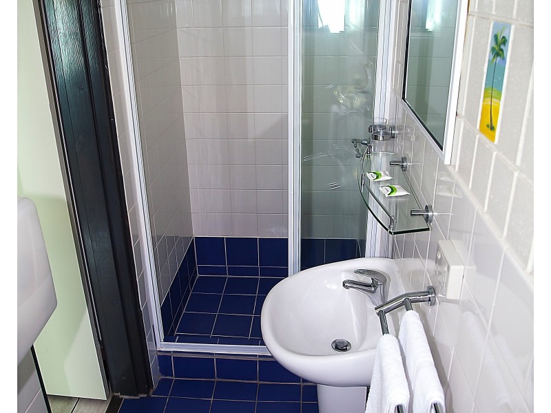 34 Picnic St, Picnic Bay QLD 4819