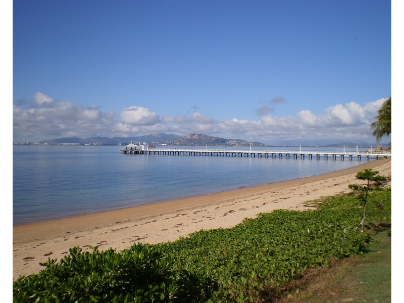 34 Picnic St, Picnic Bay QLD 4819