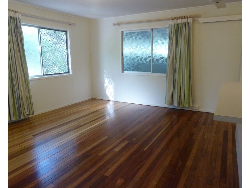 36 Barbarra St, Picnic Bay QLD 4819