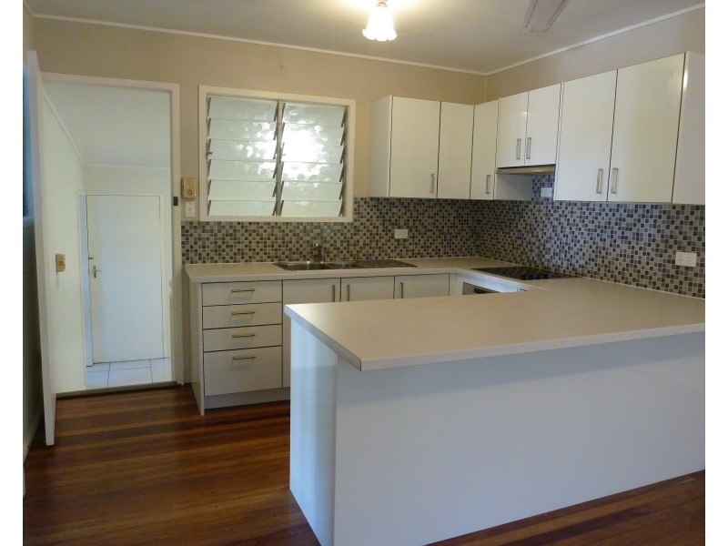 36 Barbarra St, Picnic Bay QLD 4819